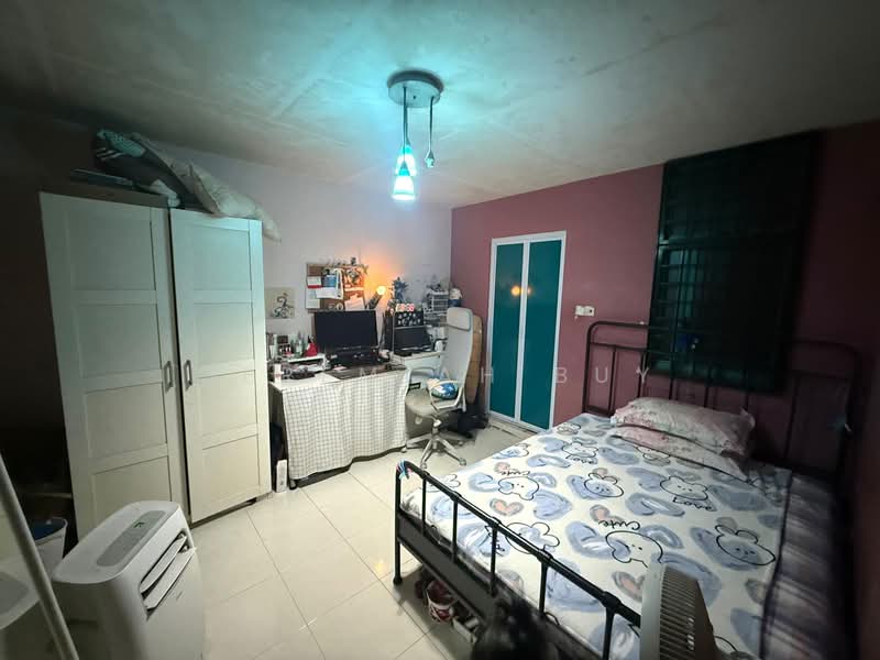 480 Segar Road, 480 Segar Road, 3 Bedrooms, 979 sqft, HDB Flat For Sale, by Jeremiah Buy, 500126463 - Bedroom - PropertyGuru.com.sg