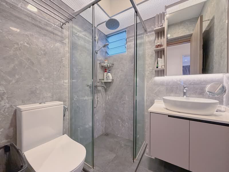 153A Bedok South Road, 153A Bedok South Road, 3 Bedrooms, 1,001 sqft, HDB Flat For Sale, by Zach Lin, 500126475 - Bathroom - PropertyGuru.com.sg