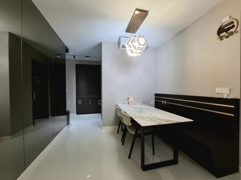 Riverfront Residences, 57 Hougang Avenue 7, 3 Bedrooms, 1,109 sqft, Condominium For Sale, by Tricia Tan, 500126480 - Dining Room - PropertyGuru.com.sg
