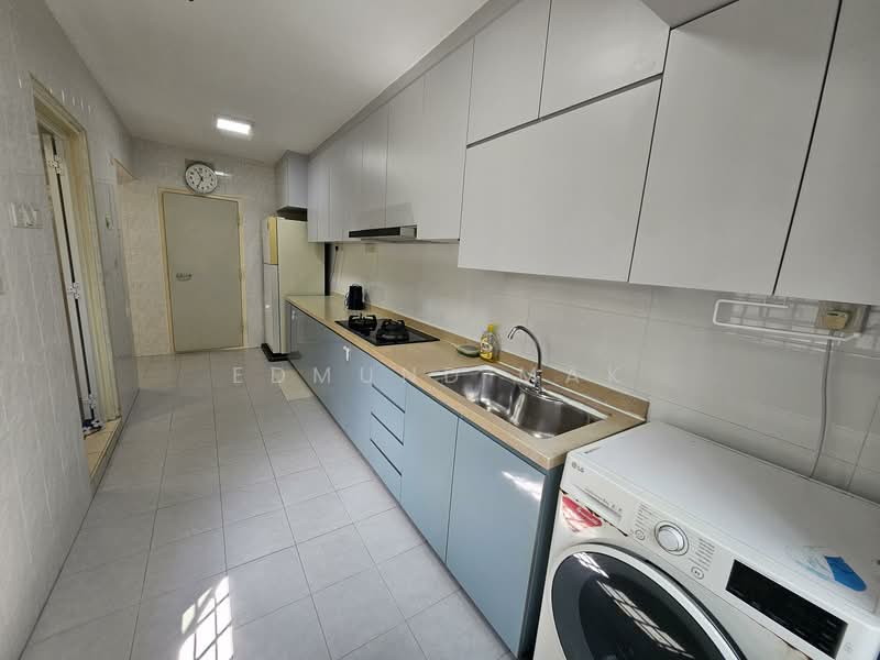 325A Sengkang East Way, 325A Sengkang East Way, 3 Bedrooms, 968 sqft, HDB Flat For Rent, by Edmund Mak, 500126494 - Kitchen - PropertyGuru.com.sg