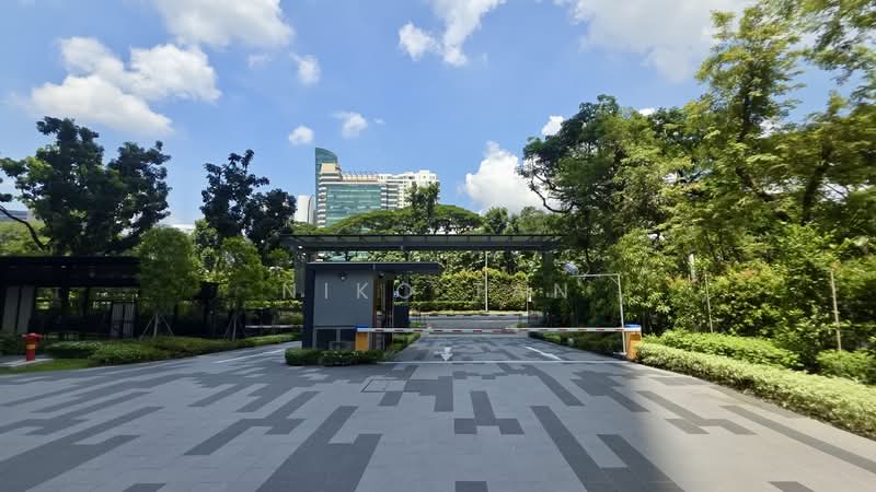 Pullman Residences, 18 Dunearn Road, 2 Bedrooms, 667 sqft, Condominium For Sale, by Niko Tan, 500126495 - Exterior - PropertyGuru.com.sg