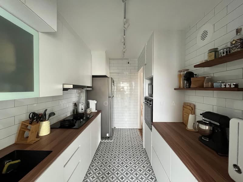 868B Tampines Avenue 8, 868B Tampines Avenue 8, 3 Bedrooms, 990 sqft, HDB Flat For Sale, by Victor Chua, 500126500 - Kitchen - PropertyGuru.com.sg