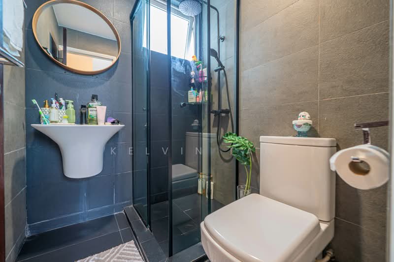 Coastarina, 510 East Coast Road, 3 Bedrooms, 1,389 sqft, Condominium For Rent, by Kelvin Tan, 500126522 - Bathroom - PropertyGuru.com.sg