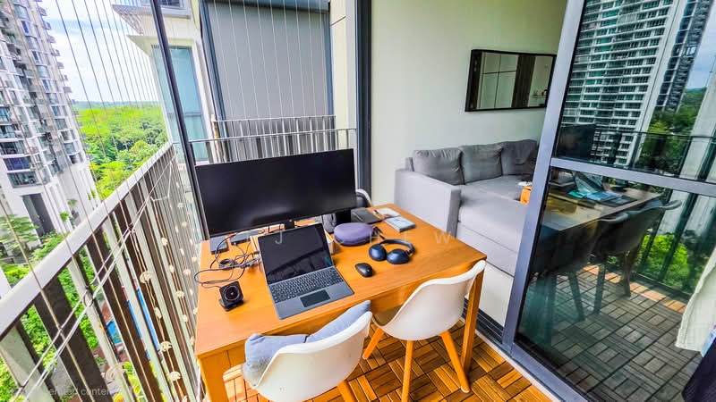 Foresque Residences, 107 Petir Road, 2 Bedrooms, 732 sqft, Condominium For Sale, by TJ Chew, 500126529 - PropertyGuru.com.sg