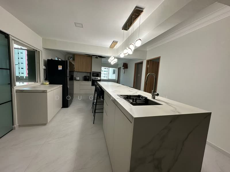 327 Jurong East Street 31, 327 Jurong East Street 31, Room Rental, 200 sqft, HDB Flat For Rent, by Douglas Goh, 500126531 - Kitchen - PropertyGuru.com.sg
