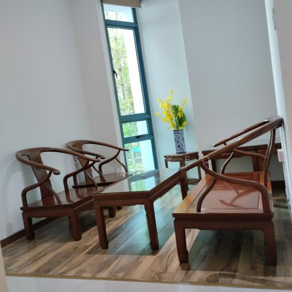 184 Edgefield Plains, 184 Edgefield Plains, 4 Bedrooms, 1,377 sqft, HDB Flat For Sale, by S. K. Yeo 杨顺锦, 500126560 - Living Room - PropertyGuru.com.sg