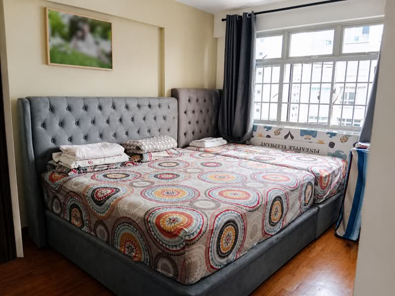 215B Compassvale Drive, 215B Compassvale Drive, 3 Bedrooms, 1,205 sqft, HDB Flat For Sale, by Vanessa Duan, 500126569 - Bedroom - PropertyGuru.com.sg