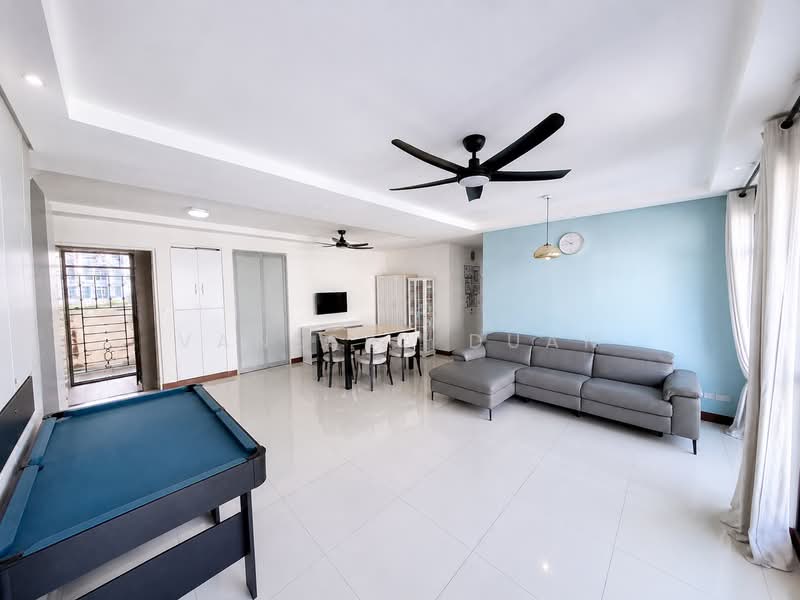 215B Compassvale Drive, 215B Compassvale Drive, 3 Bedrooms, 1,205 sqft, HDB Flat For Sale, by Vanessa Duan, 500126569 - Living Room - PropertyGuru.com.sg