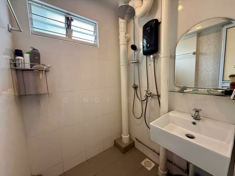 20 Marine Terrace, 20 Marine Terrace, 3 Bedrooms, 947 sqft, HDB Flat For Sale, by Cindy Chew, 500126576 - Bathroom - PropertyGuru.com.sg