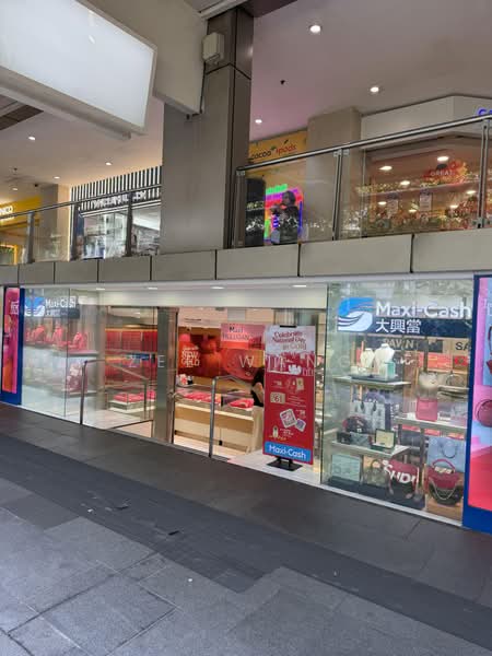 Lucky Plaza, 304 Orchard Road, Orchard / River Valley, 495 sqft, Mall Shop For Sale, by Zee Wang, 500126577 - Exterior - CommercialGuru.com.sg