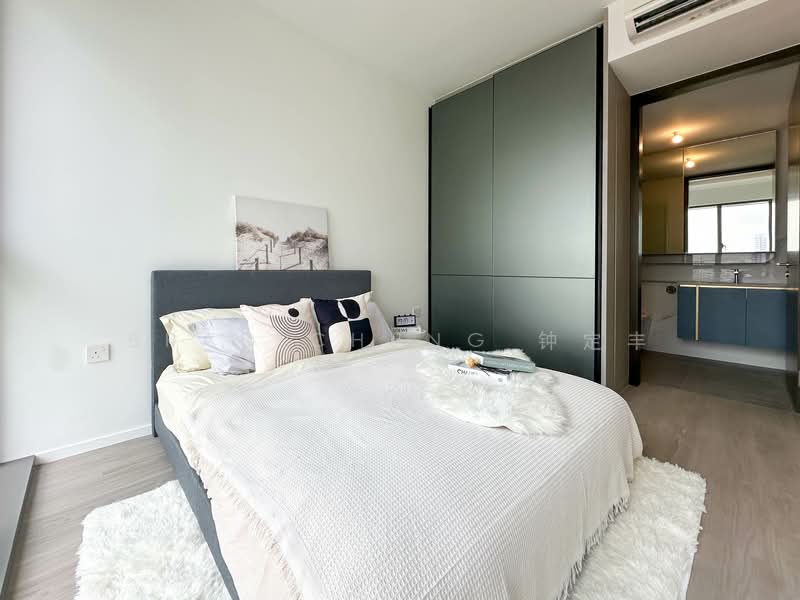 AMO Residence, 21 Ang Mo Kio Rise, 2 Bedrooms, 743 sqft, Condominium For Rent, by Brad Chung 钟定丰, 500126595 - Master Bedroom - PropertyGuru.com.sg