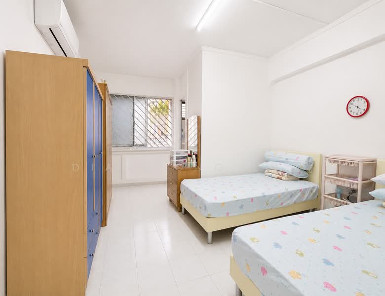 835 Yishun Street 81, 835 Yishun Street 81, 3 Bedrooms, 1,162 sqft, HDB Flat For Sale, by Diane Ong 王慧芳, 500126600 - Bedroom - PropertyGuru.com.sg