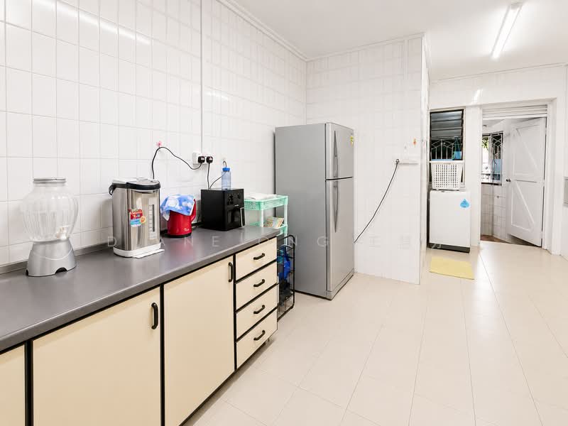 835 Yishun Street 81, 835 Yishun Street 81, 3 Bedrooms, 1,162 sqft, HDB Flat For Sale, by Diane Ong 王慧芳, 500126600 - Kitchen - PropertyGuru.com.sg