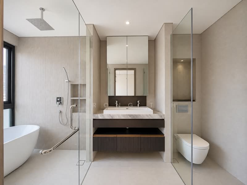 ❤️ TELOK KURAU BRAND NEW PAIR OF SEMI D!, Telok Kurau / Still Road / Joo Chiat / Langsat, East Coast / Marine Parade, 5 Bedrooms, 6,311 sqft, Semi-Detached House For Sale, by Li Rong Teh, 500126611 - Bathroom - PropertyGuru.com.sg