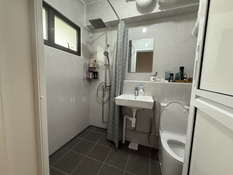 617 Ang Mo Kio Avenue 4, 617 Ang Mo Kio Avenue 4, 3 Bedrooms, 1,151 sqft, HDB Flat For Rent, by Ong Yew Lai, 500126612 - Bathroom - PropertyGuru.com.sg