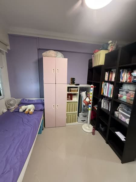 617 Ang Mo Kio Avenue 4, 617 Ang Mo Kio Avenue 4, 3 Bedrooms, 1,151 sqft, HDB Flat For Rent, by Ong Yew Lai, 500126612 - Bedroom - PropertyGuru.com.sg