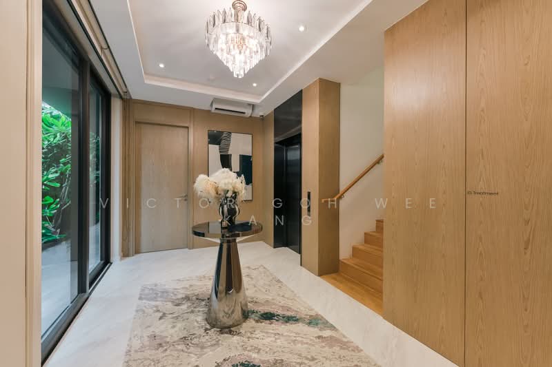 Shrewsbury Road, Shrewsbury Road, 6 Bedrooms, 6,062 sqft, Terraced House For Sale, by Victor Goh Wee Kang, 500126613 - Entrance - PropertyGuru.com.sg