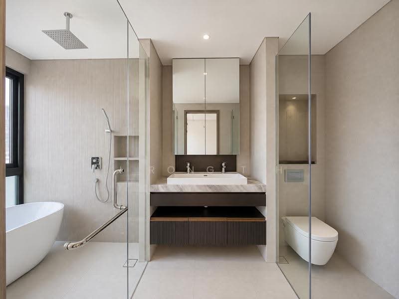 ❤️ ARCHITECTURAL MASTERPIECE IN TELOK KURAU! BRAND NEW FREEHOLD SEMI-D, Telok Kurau / Still Road / Joo Chiat / Langsat, East Coast / Marine Parade, 5 Bedrooms, 5,765 sqft, Semi-Detached House For Sale, by Li Rong Teh, 500126615 - Bathroom - PropertyGuru.com.sg