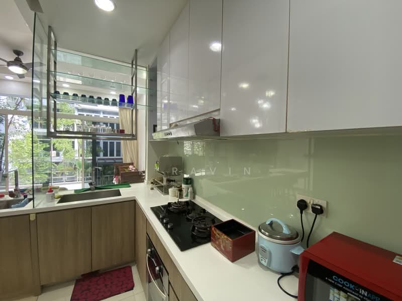 The Greenwich, 3 Seletar Road, 3 Bedrooms, 1,076 sqft, Condominium For Sale, by K Ravin, 500126617 - Kitchen - PropertyGuru.com.sg