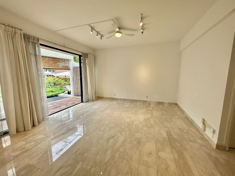 Brentwood Villas, Lloyd Road Singapore, 4 Bedrooms, 2,242 sqft, Cluster House For Rent, by Josephine Lim J R 林婕容 (区域分行董事 ), 500126619 - Living Room - PropertyGuru.com.sg