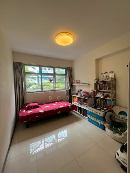 494G Tampines Street 45, 494G Tampines Street 45, 3 Bedrooms, 990 sqft, HDB Flat For Sale, by Yeo Tong Boon, 500126621 - Bedroom - PropertyGuru.com.sg