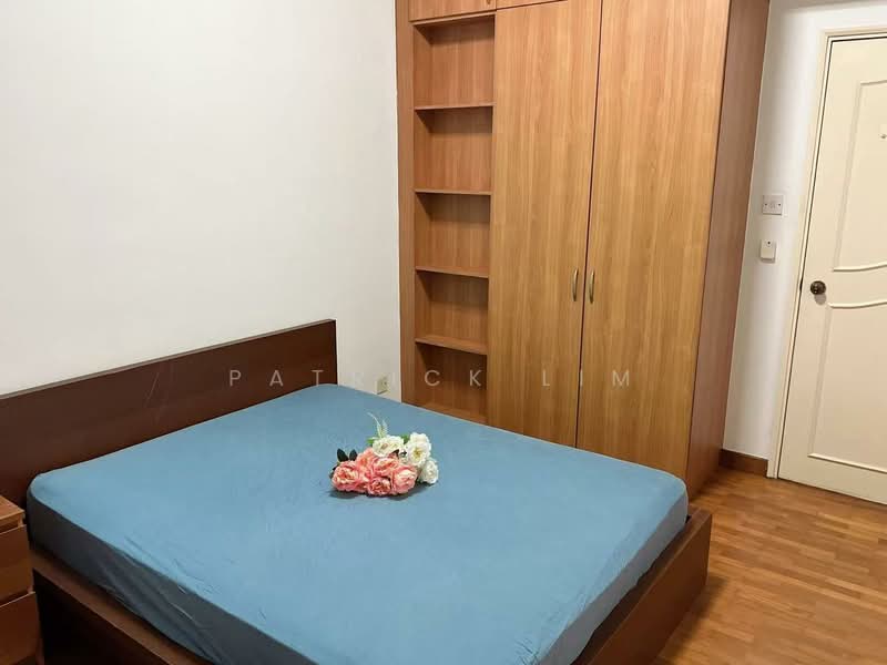 The Makena, 121 Meyer Road, Room Rental, 300 sqft, Condominium For Rent, by Patrick Lim, 500126622 - Spacious Bedroom - PropertyGuru.com.sg