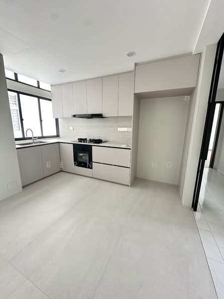 King's Mansion, 437 Tanjong Katong Road, 3 Bedrooms, 1,604 sqft, Condominium For Rent, by Bernice Ho, 500126643 - Kitchen - PropertyGuru.com.sg