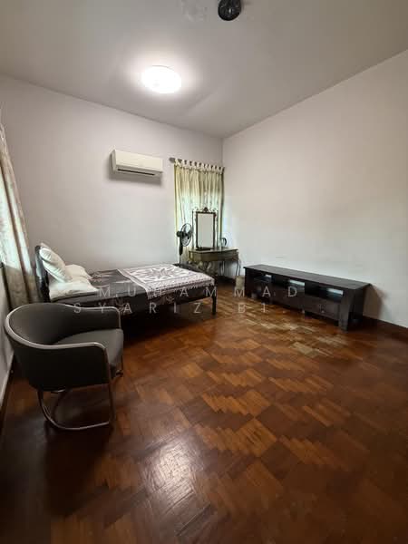 242 Bedok Road (Nearby Tanah Merah MRT), , Room Rental, 200 sqft, Corner Terrace For Rent, by Muhammad Syariz Bin Affandi (Syariz), 500126671 - Bedroom - PropertyGuru.com.sg