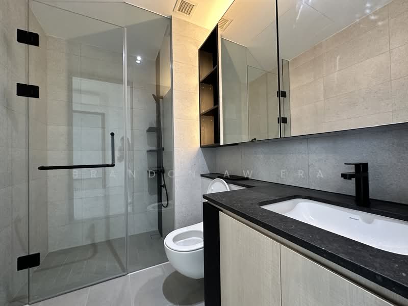 Jervois Mansion, 16 Jervois Close, 2 Bedrooms, 786 sqft, Condominium For Sale, by Brandon Aw ERA, 500126712 - Bathroom - PropertyGuru.com.sg