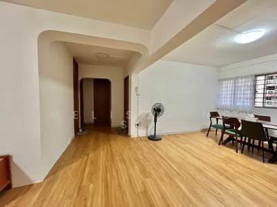 For Rent - 317 Jurong East Street 31