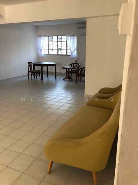317 Jurong East Street 31, 317 Jurong East Street 31, 3 Bedrooms, 1,431 sqft, HDB Flat For Rent, by Melissa Ng S L, 500126715 - Living Room - PropertyGuru.com.sg