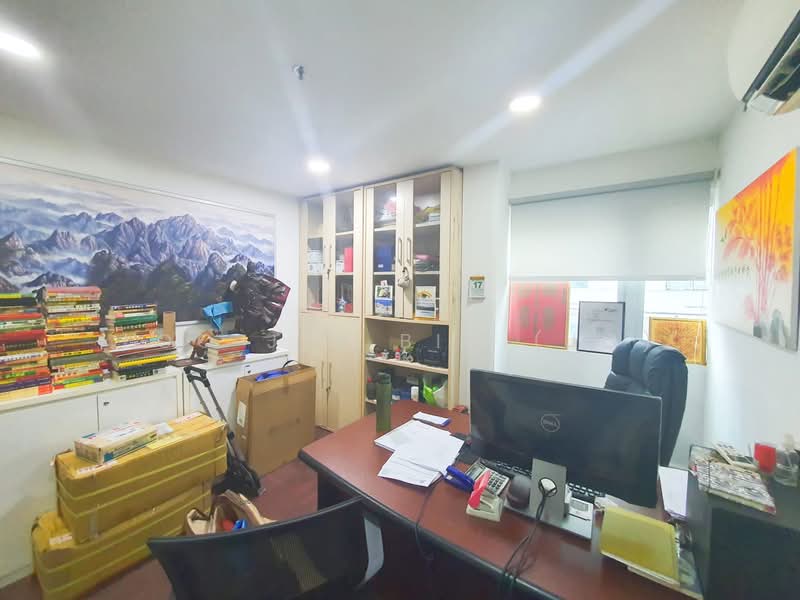 Pioneer Point, 5 Soon Lee Street, 1,108 sqft, Factory / Workshop (B2) For Sale, by Loo Jia Bin (Jo), 500126729 - Study - CommercialGuru.com.sg