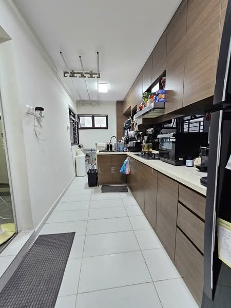 635 Jurong West Street 65, 635 Jurong West Street 65, 3 Bedrooms, 1,184 sqft, HDB Flat For Sale, by Stanley Tan, 500126731 - Kitchen - PropertyGuru.com.sg