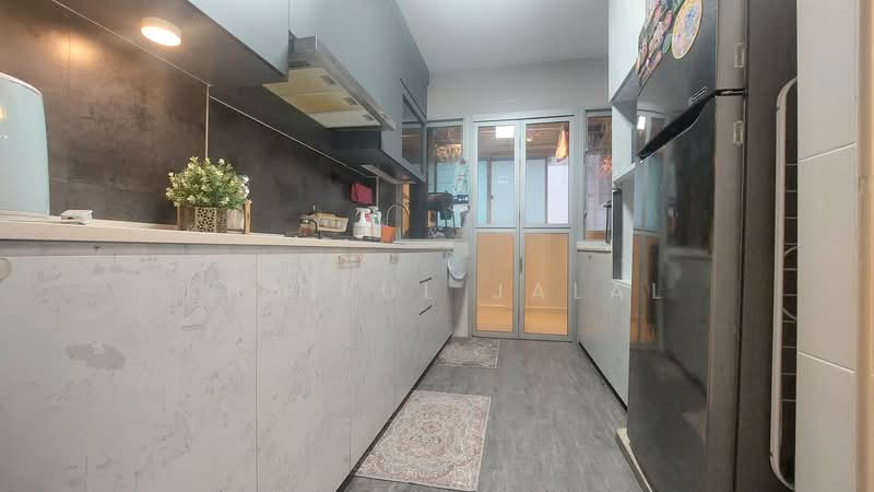 782E Woodlands Crescent, 782E Woodlands Crescent, 3 Bedrooms, 1,206 sqft, HDB Flat For Sale, by Khairul Jalal, 500126768 - Kitchen - PropertyGuru.com.sg