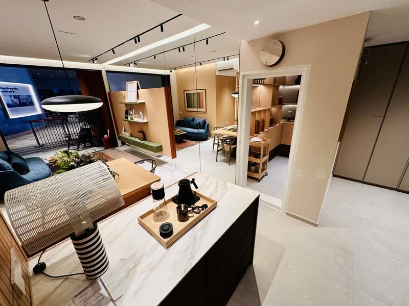 Canberra Crescent Residences, 51 Canberra Crescent, 3 Bedrooms, 990 sqft, Condominium For Sale, by Murphy Lee 李国聪, 500126770 - Living Room - PropertyGuru.com.sg