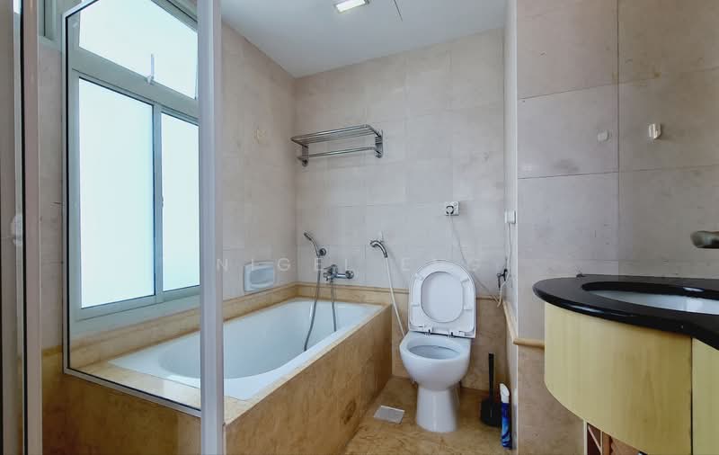 Queens, 10 Stirling Road, Room Rental, 200 sqft, Condominium For Rent, by Nigel Eng, 500126777 - PropertyGuru.com.sg