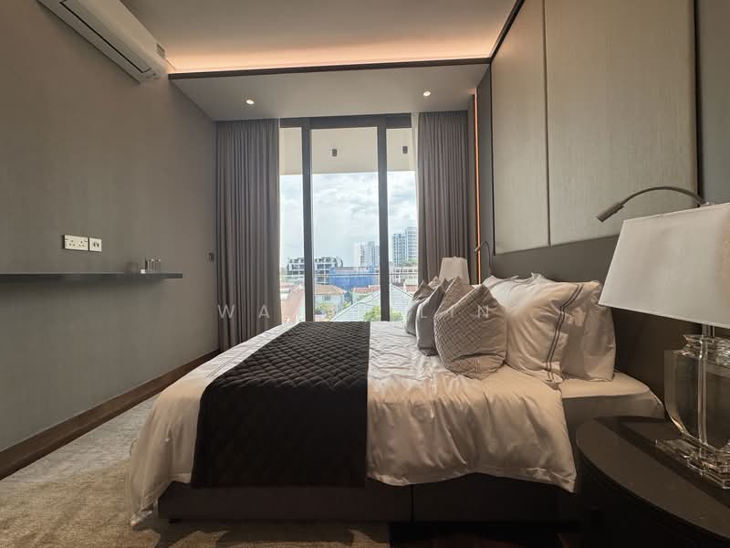D10 Freehold! Newly TOP! Large Floor Plate! 3 Mins To Stevens MRT!, , 4 Bedrooms, 2,734 sqft, Apartment For Sale, by Wayne Lin, 500126787 - Bedroom - PropertyGuru.com.sg