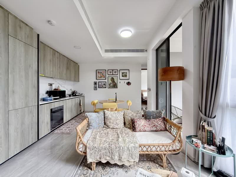 Leedon Green, 34 Leedon Heights, 2 Bedrooms, 667 sqft, Condominium For Sale, by Tricia Ong, 500126794 - Living Room - PropertyGuru.com.sg