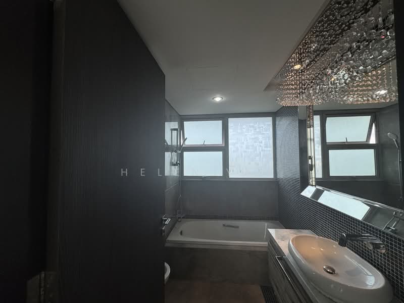 The Vision, 79 West Coast Crescent, 2 Bedrooms, 904 sqft, Condominium For Rent, by Helen Yau, 500126795 - Bathroom - PropertyGuru.com.sg
