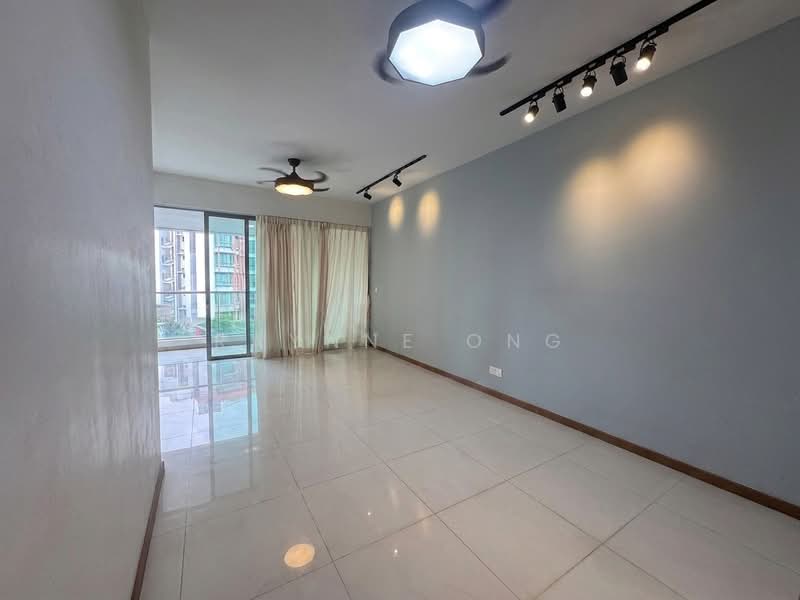 Double Bay Residences, 19B Simei Street 4, 3 Bedrooms, 1,367 sqft, Condominium For Sale, by Raynne Ong, 500126796 - Living Room - PropertyGuru.com.sg