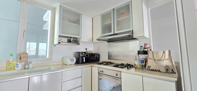Blossoms @ Woodleigh, 10 Woodleigh Close, 3 Bedrooms, 1,206 sqft, Condominium For Rent, by Jason Yeo, 500126806 - Kitchen - PropertyGuru.com.sg