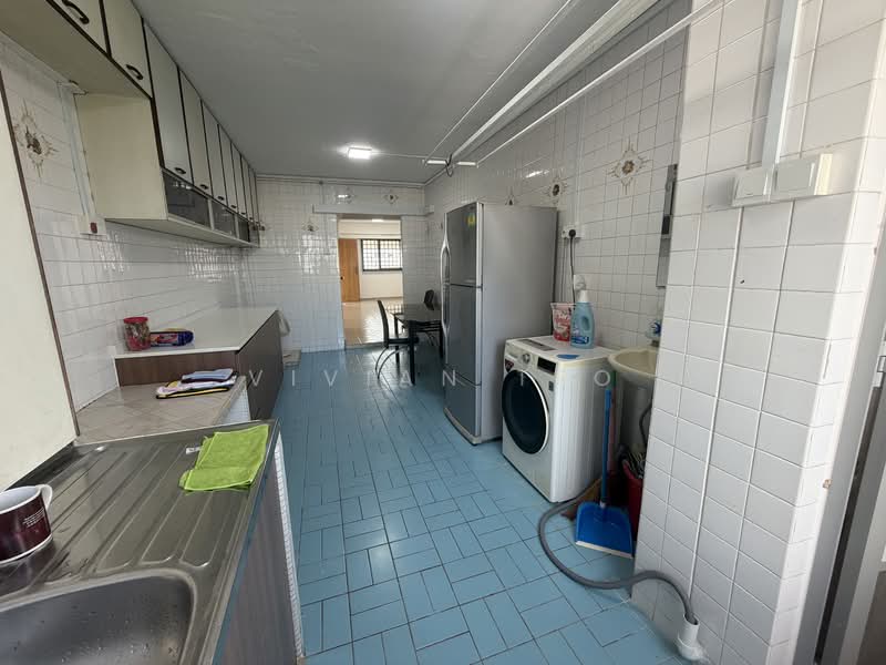 262 Tampines Street 21, 262 Tampines Street 21, 2 Bedrooms, 796 sqft, HDB Flat For Sale, by Vivian Teo, 500126807 - Kitchen - PropertyGuru.com.sg