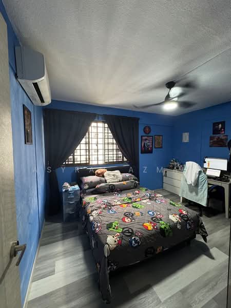 223 Lorong 8 Toa Payoh, 223 Lorong 8 Toa Payoh, 3 Bedrooms, 1,280 sqft, HDB Flat For Sale, by Asyraf Azman, 500126818 - Bedroom - PropertyGuru.com.sg