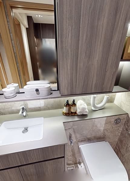 Kassia, 31 Flora Drive, 4 Bedrooms, 1,345 sqft, Condominium For Sale, by Ann Lee, 500126832 - Bathroom - PropertyGuru.com.sg