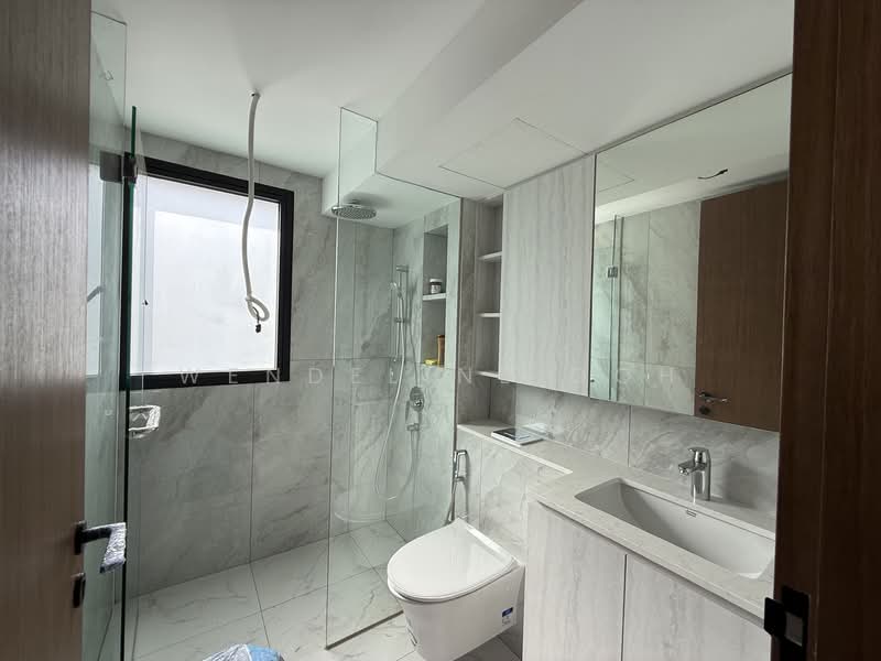 Brand New Corner Terrace near Kovan MRT Station, , 8 Bedrooms, 5,700 sqft, Corner Terrace For Sale, by Wendeline Goh, 500126839 - Bathroom - PropertyGuru.com.sg