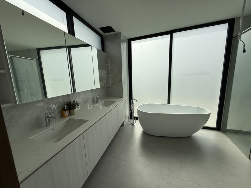 Brand New Corner Terrace near Kovan MRT Station, , 8 Bedrooms, 5,700 sqft, Corner Terrace For Sale, by Wendeline Goh, 500126839 - Bathroom - PropertyGuru.com.sg