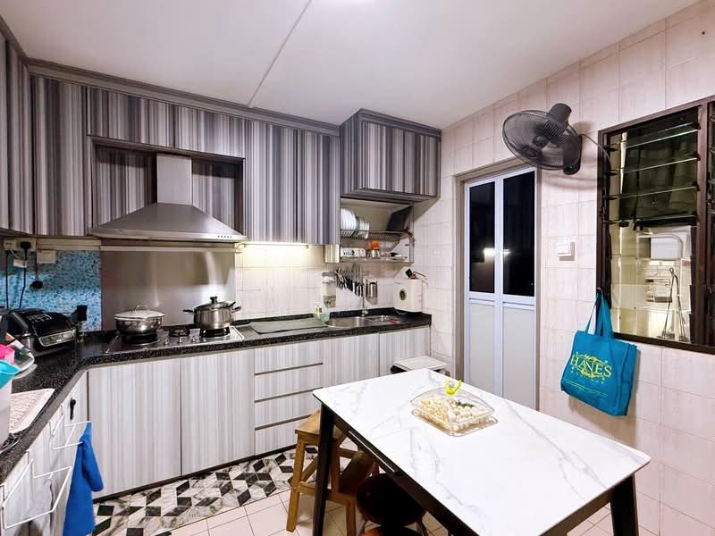 897C Woodlands Drive 50, 897C Woodlands Drive 50, 3 Bedrooms, 1,270 sqft, HDB Flat For Sale, by Jia Qi Lee, 500126844 - Kitchen - PropertyGuru.com.sg