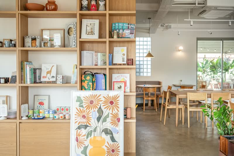 ⭐️Holland V⭐️ Fitted F&B - Ground Floor, Holland V / Lor Mambong / Lor Liput, 1,600 sqft, Food & Beverage For Rent, by Darren Wee, 500126846 - Interior - CommercialGuru.com.sg