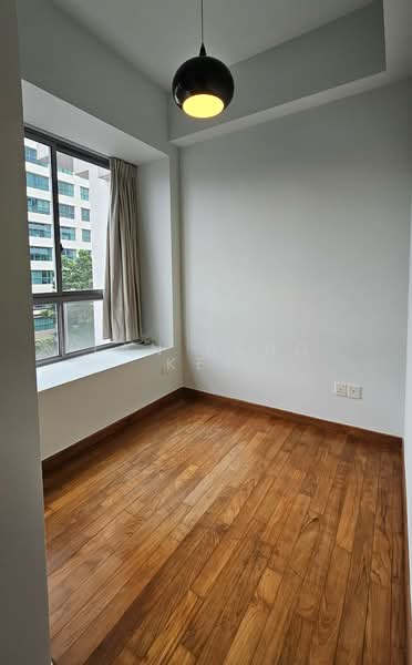 Waterford Residence, 21 Kim Yam Road, 2 Bedrooms, 1,055 sqft, Condominium For Sale, by Tan Heng Kee, 500126848 - Study Room - PropertyGuru.com.sg