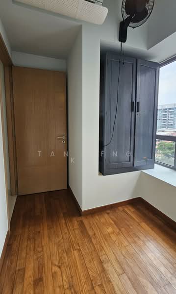 Waterford Residence, 21 Kim Yam Road, 2 Bedrooms, 1,055 sqft, Condominium For Sale, by Tan Heng Kee, 500126848 - Study Room - PropertyGuru.com.sg